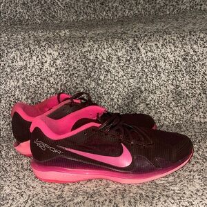 Nike Women's vapor pro tennis Shoes in Pink and Black